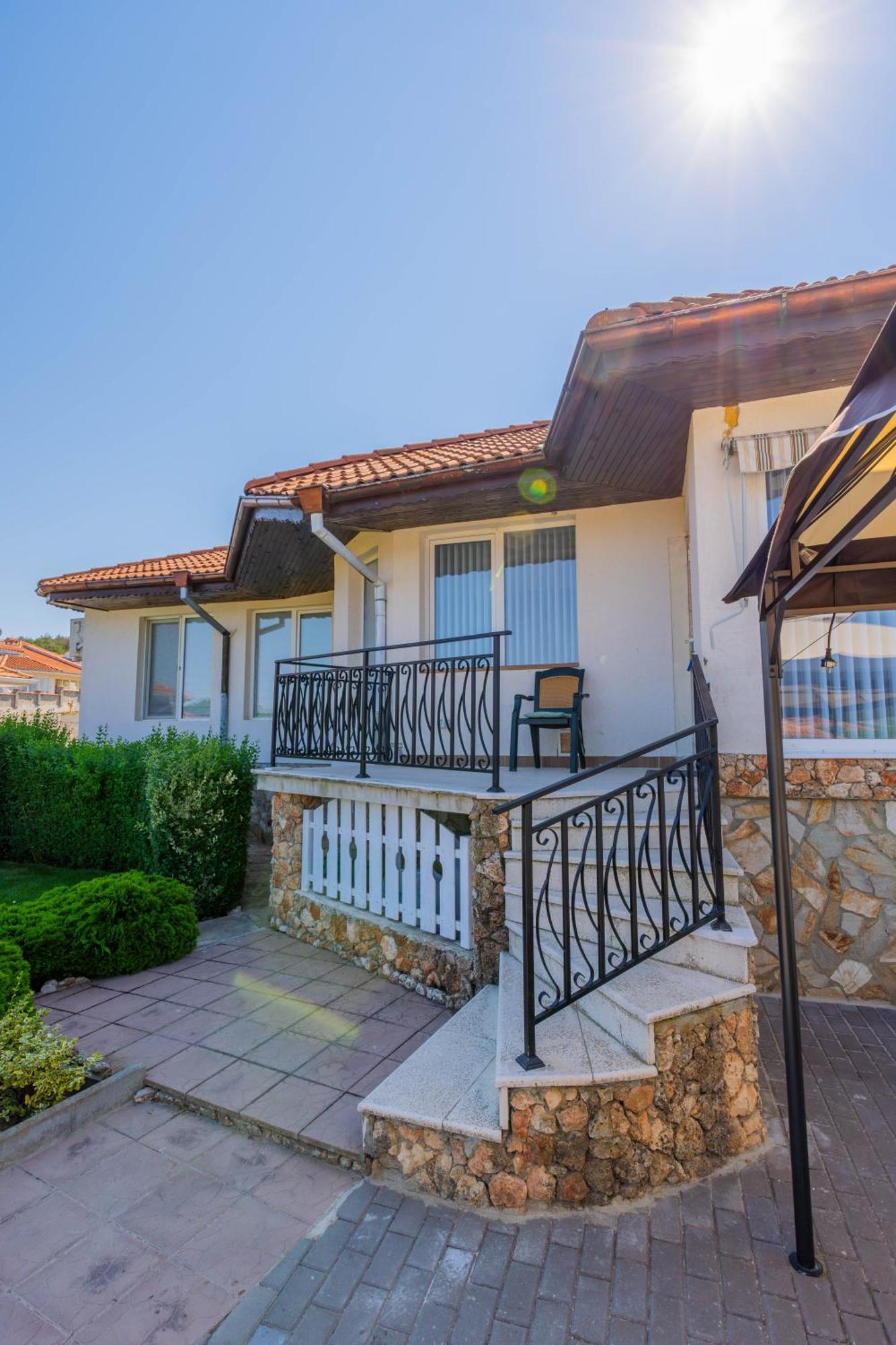 Geranium Holliday Villas Obrochishte Esterno foto